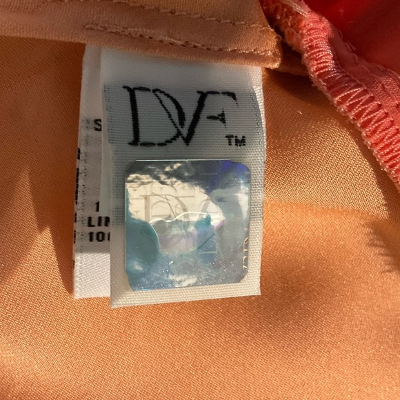 Diane Von Furstenberg Peach/Apricot Silk Drop Waist Batwing Puffed Sleeves Dress - Picture 13 of 16